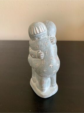 Vintage 1999 Isabel Bloom "Hugs" Sculpture STONE Signed Friends Figurine Gift
